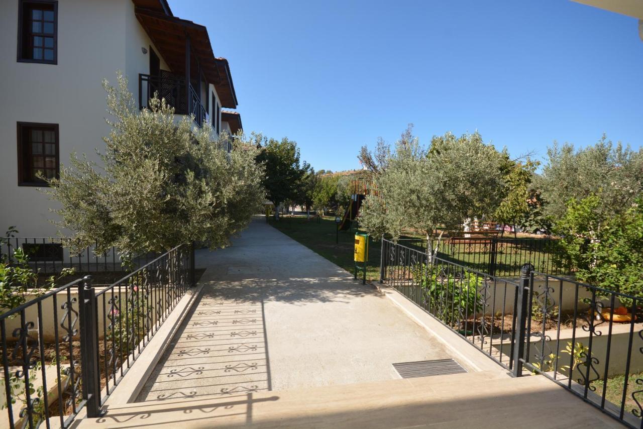 Saray Hotel Ölüdeniz Exterior foto