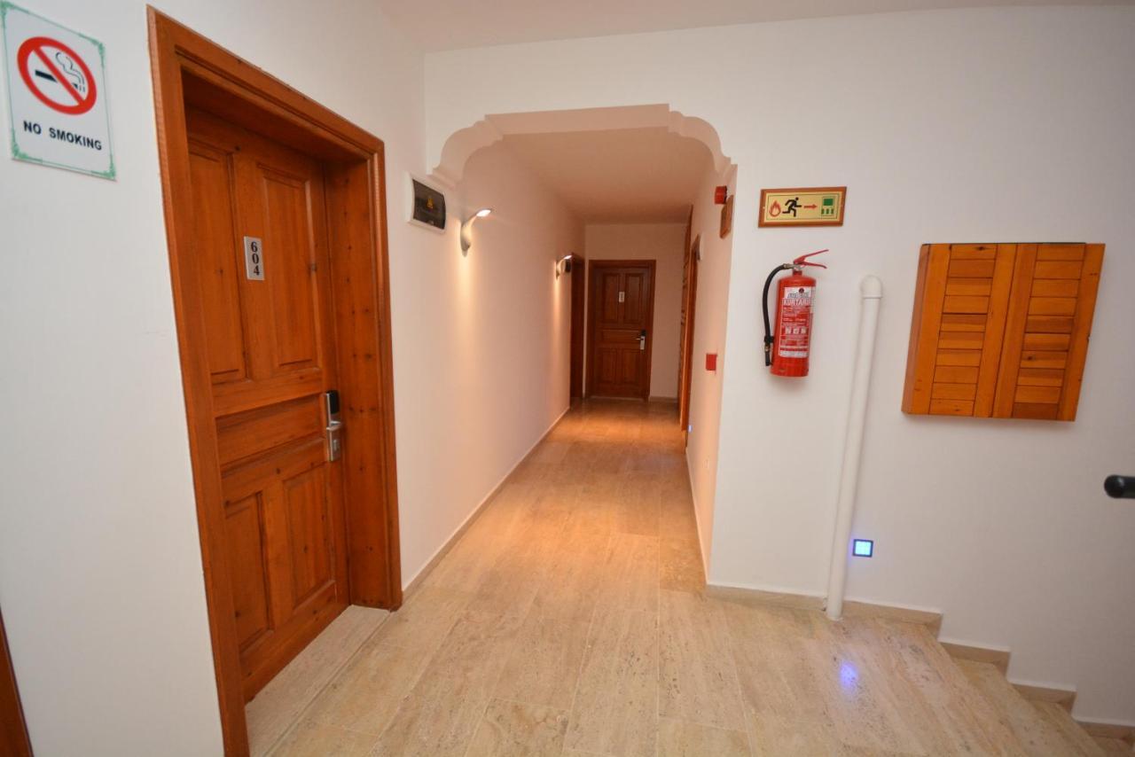 Saray Hotel Ölüdeniz Exterior foto